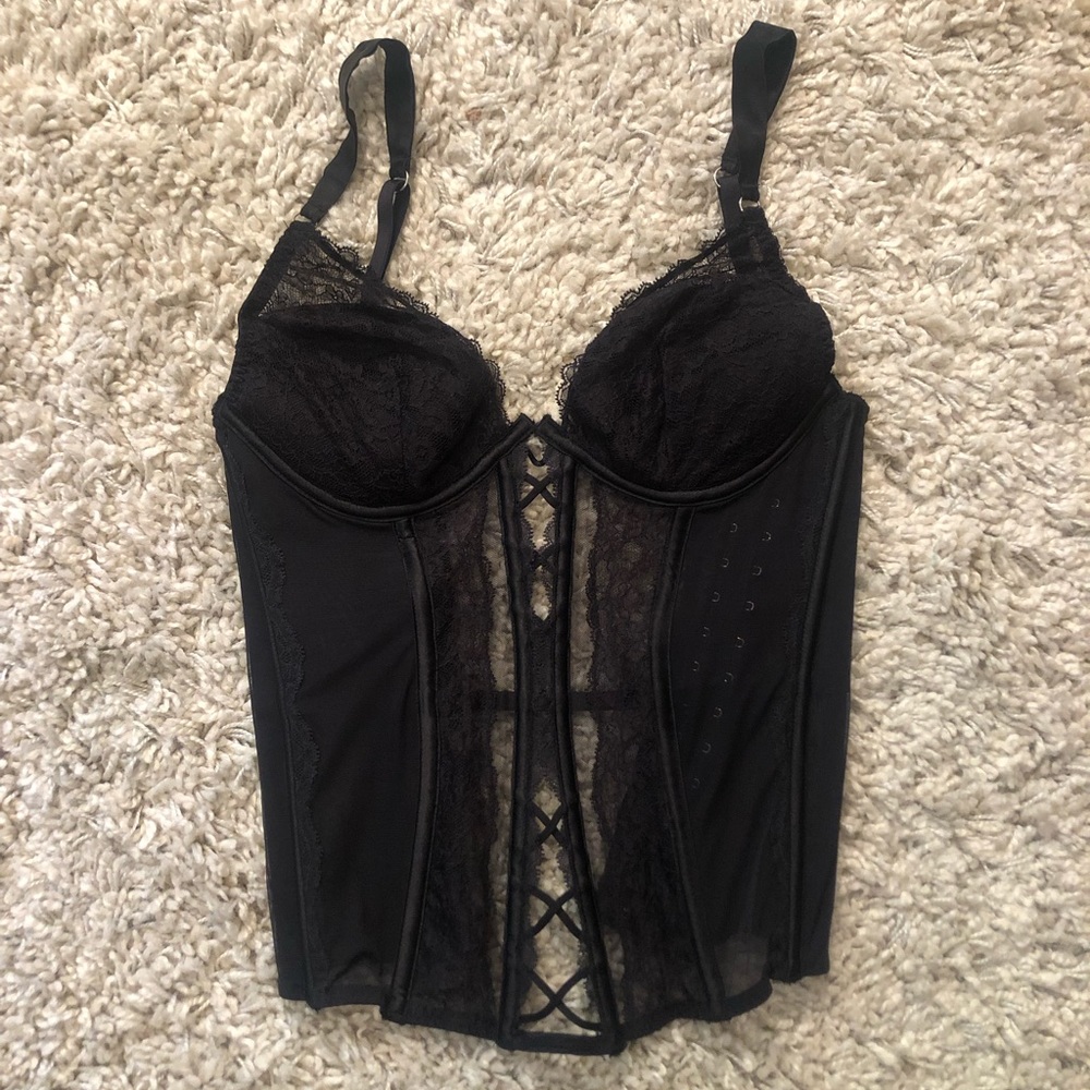 NWT Victoria’s Secret Lace Corset